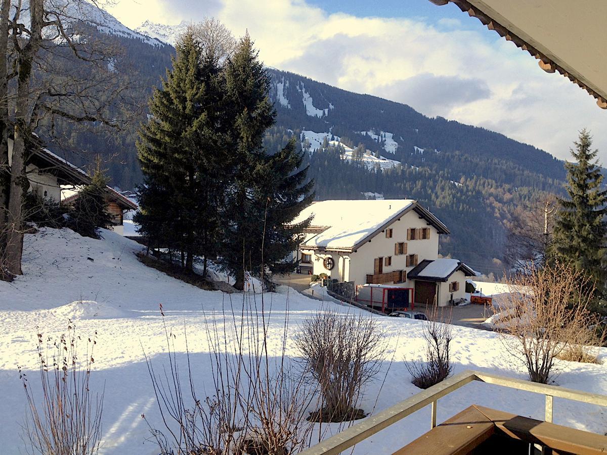 Haus Fless 7 Apartment Klosters Bagian luar foto