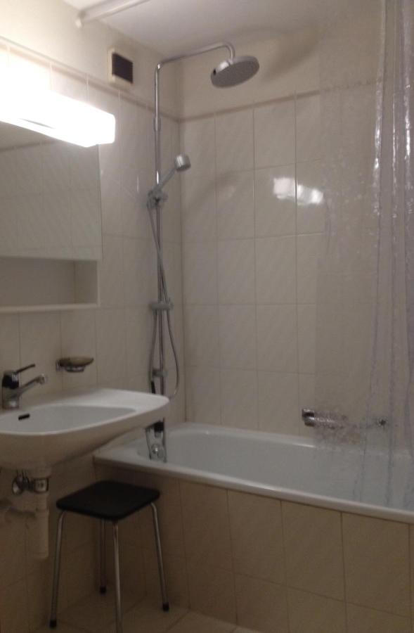 Haus Fless 7 Apartment Klosters Bagian luar foto